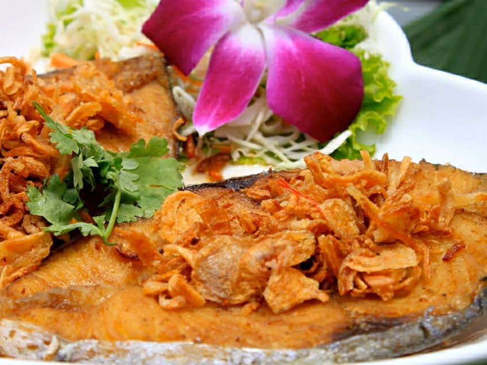 Fried King Mackerel — Baitoey Seafood Krabi