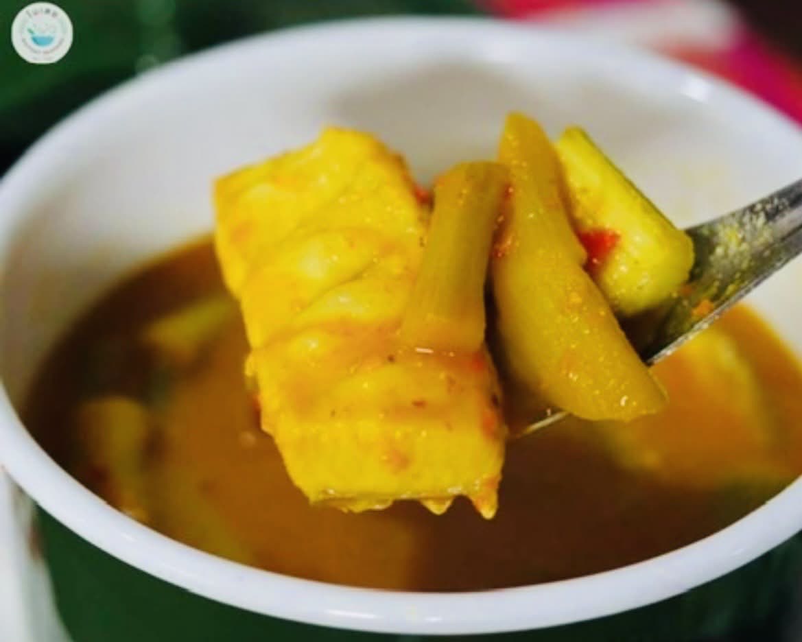 แกงส้มปลากระพงอ้อดิบ